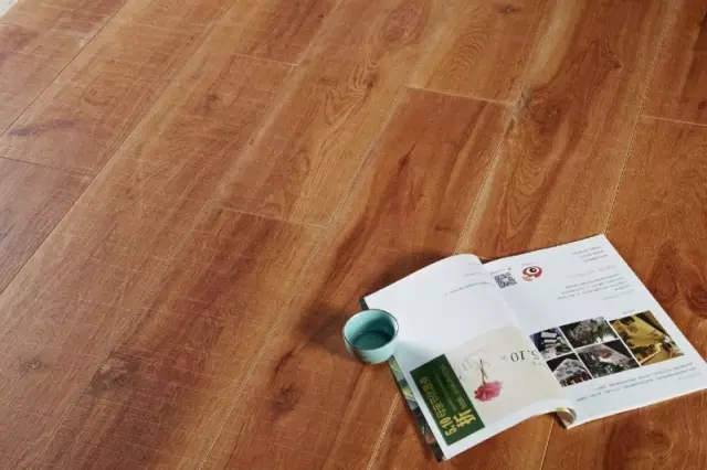 洪8.webp.jpg 洪8.webp.jpg