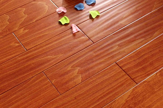 多層實(shí)木地板這種材料可以如何了解 多層實(shí)木地板這種材料可以如何了解
