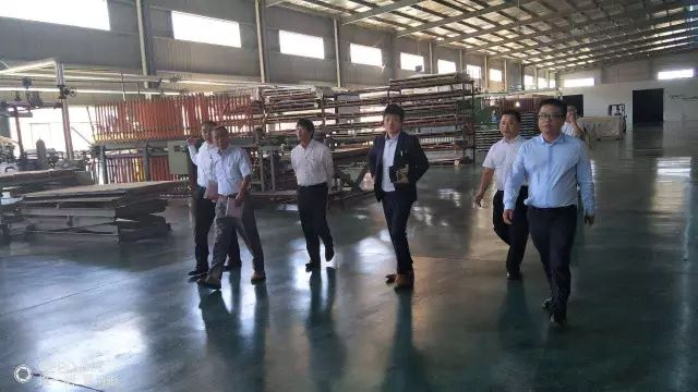 日本地板企業(yè)考察團(tuán)蒞臨漢邦集團(tuán)技術(shù)交流 日本地板企業(yè)考察團(tuán)蒞臨漢邦集團(tuán)技術(shù)交流